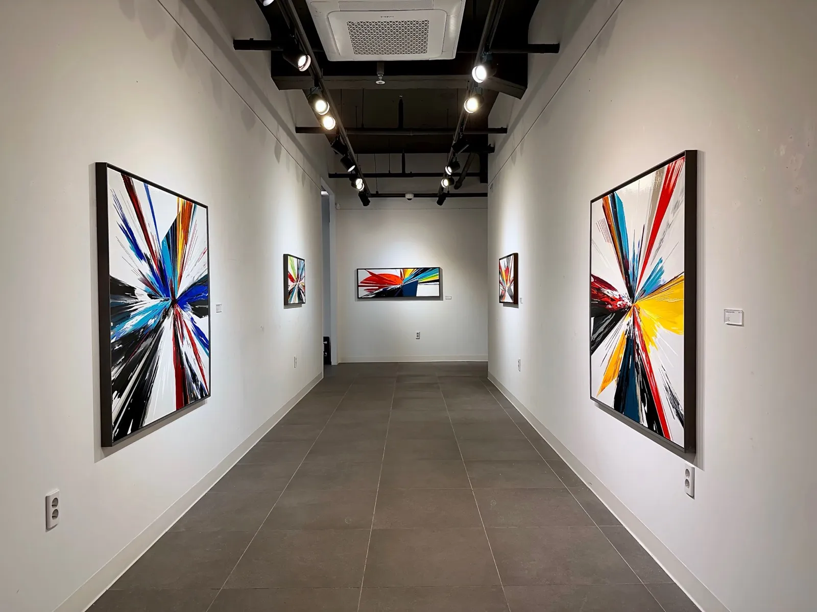Minseok Kang’s 12th Solo Exhibition · The Big Bang : Identity No.2 — BNK Busan Bank Gallery 1