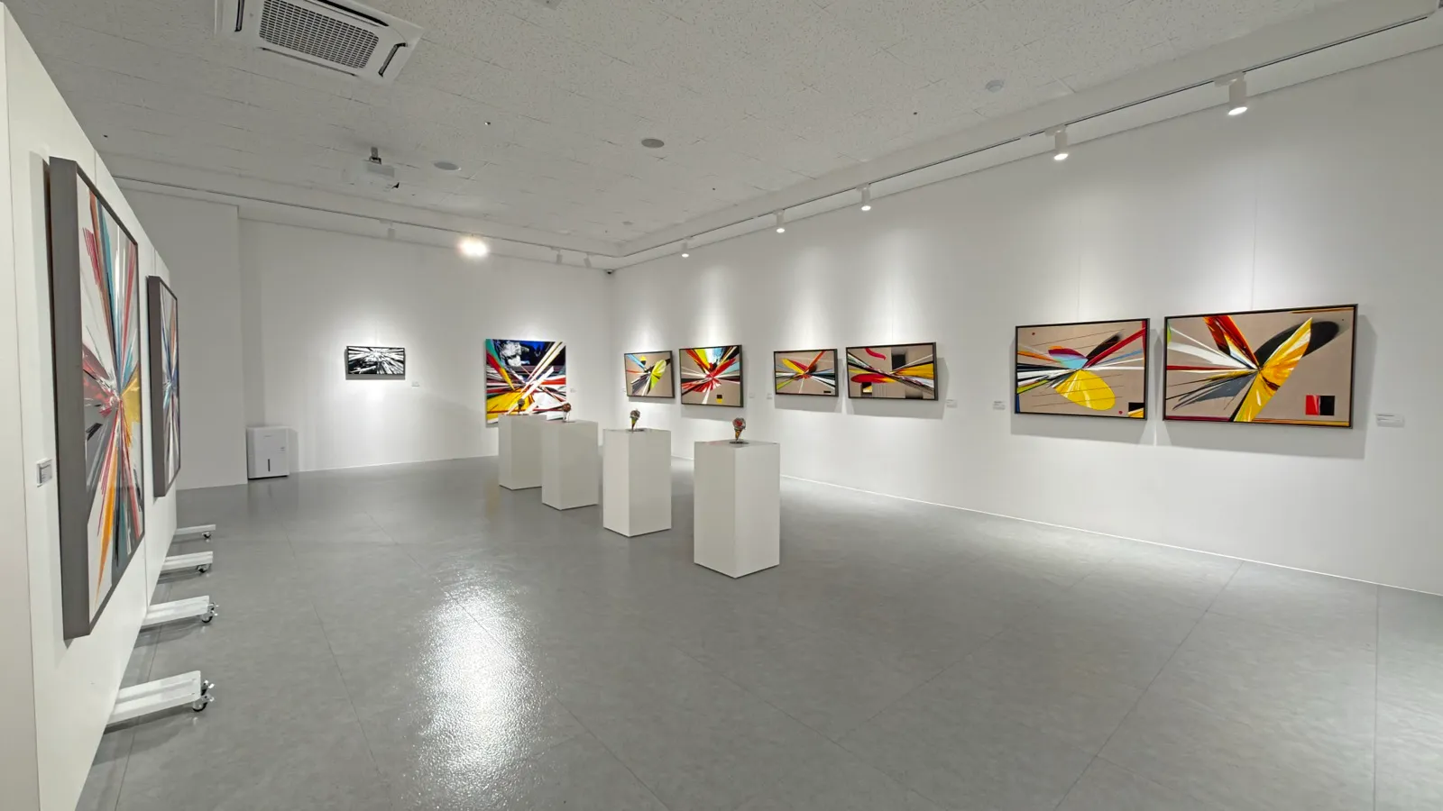 RED LINE : Beyond Time and Space — Minseok Kang’s 15th Solo Exhibition · Gallery UP, Busan 1